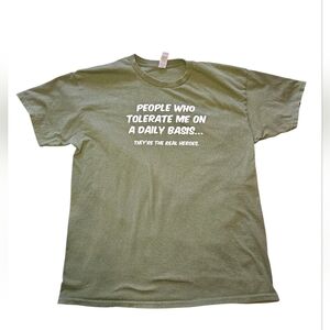 Used Men's Large Olive Green Graphic T-Shirt